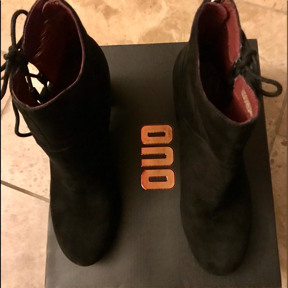 The Jutra boot by ONO for women